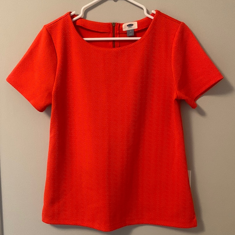 Old Navy textured top, size M